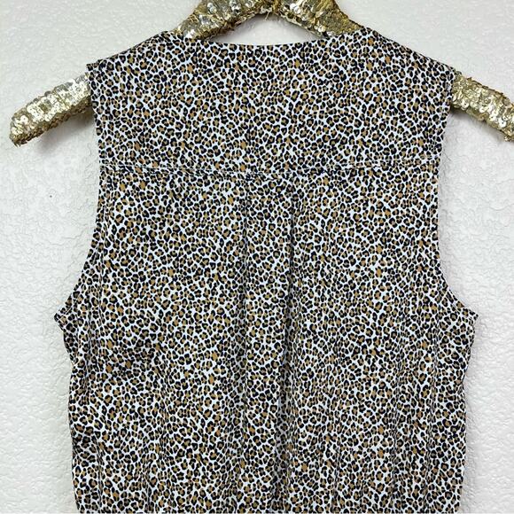 Banana Republic • Leopard Print Wrap Jumpsuit - Picture 11 of 15